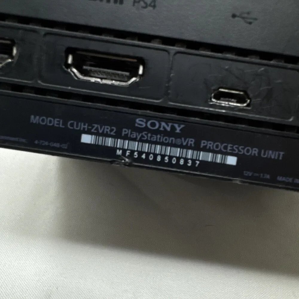 Genuine Sony PS4 Playstation CUH-ZVR2 VR Virtual Reality Processor Unit